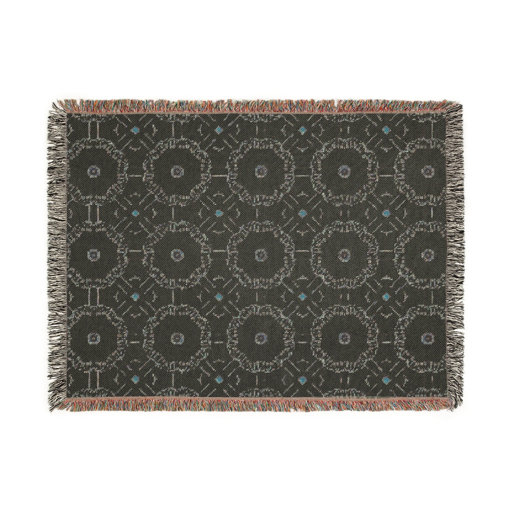 Woven Throw Blanket — Cozy Home Decor