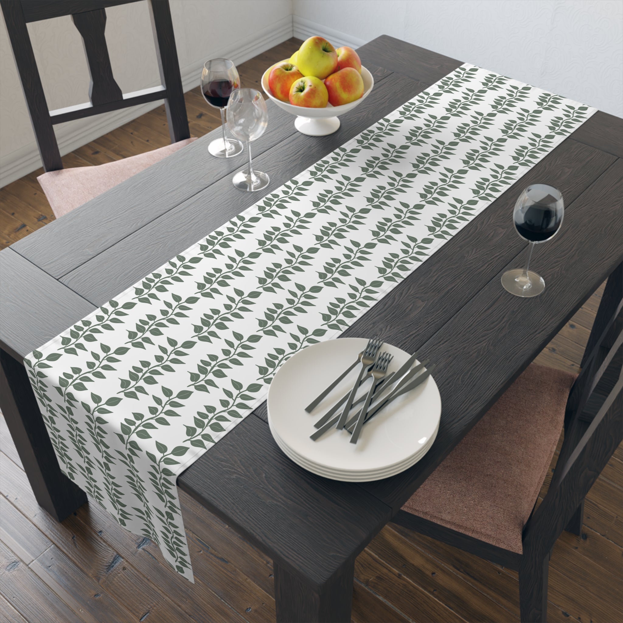 Leave Table Runner — Cotton/Poly Decorative Fall Runner